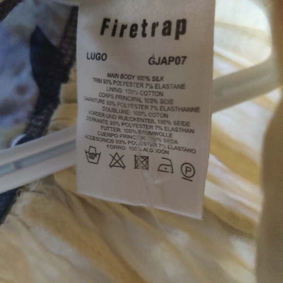 high low skirt. - Picture 2 of 4